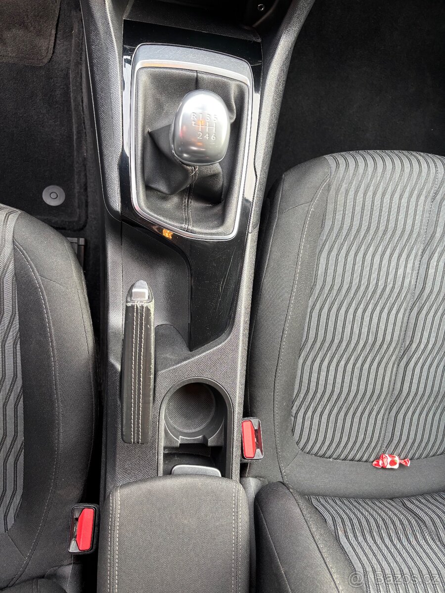 Peugeot 308 SW 1.6 88 kW - 16