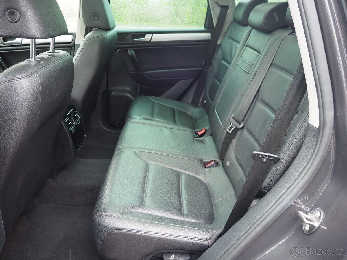 Volkswagen Touareg 3.0 V6 TDI - 16