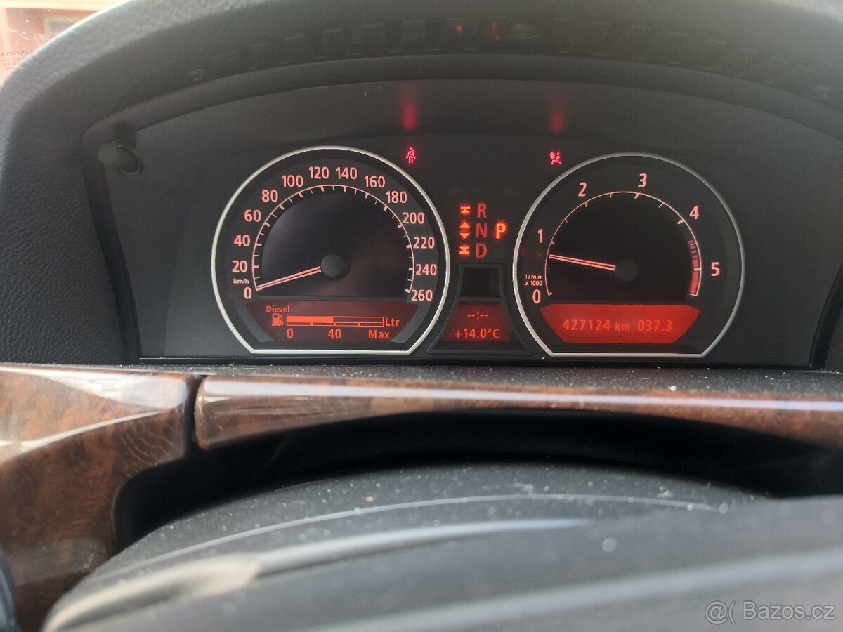 BMW 730 3.0D 160 kW Automat Rok 2004 - 16