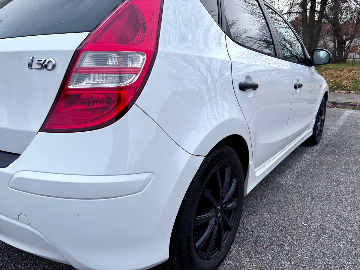 Hyundai i 30 r. 2011 - 16