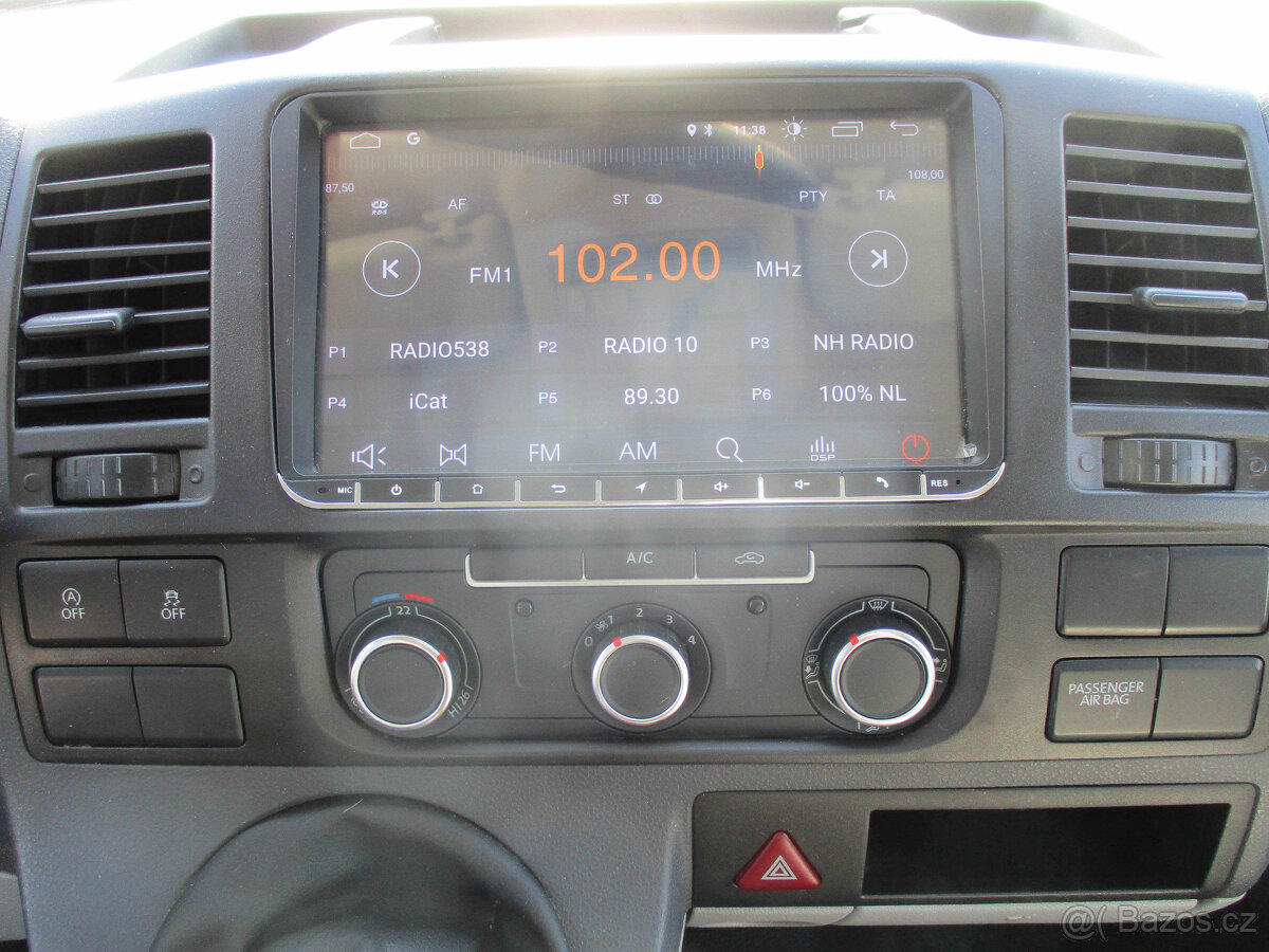 VW TRANSPORTER 2,0TDI 84kw LONG 5míst Tažné 2013 DPH - 16