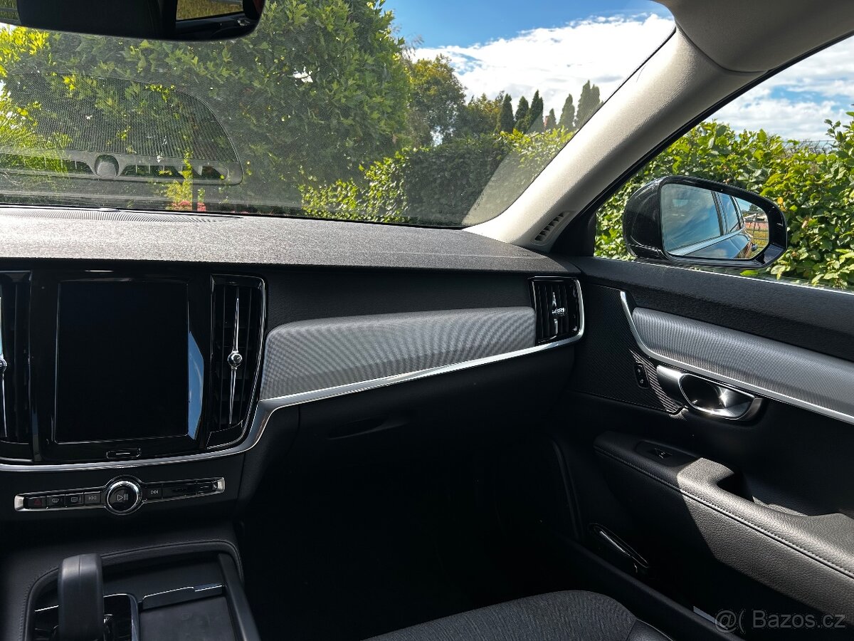 Volvo V90 B4 145kW odp. DPH - 16