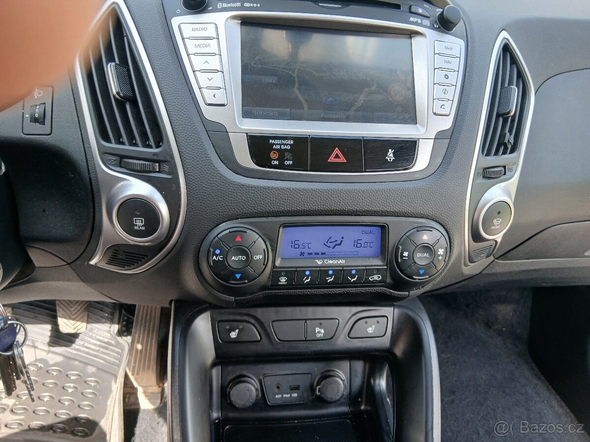 Hyundai IX35 - 16
