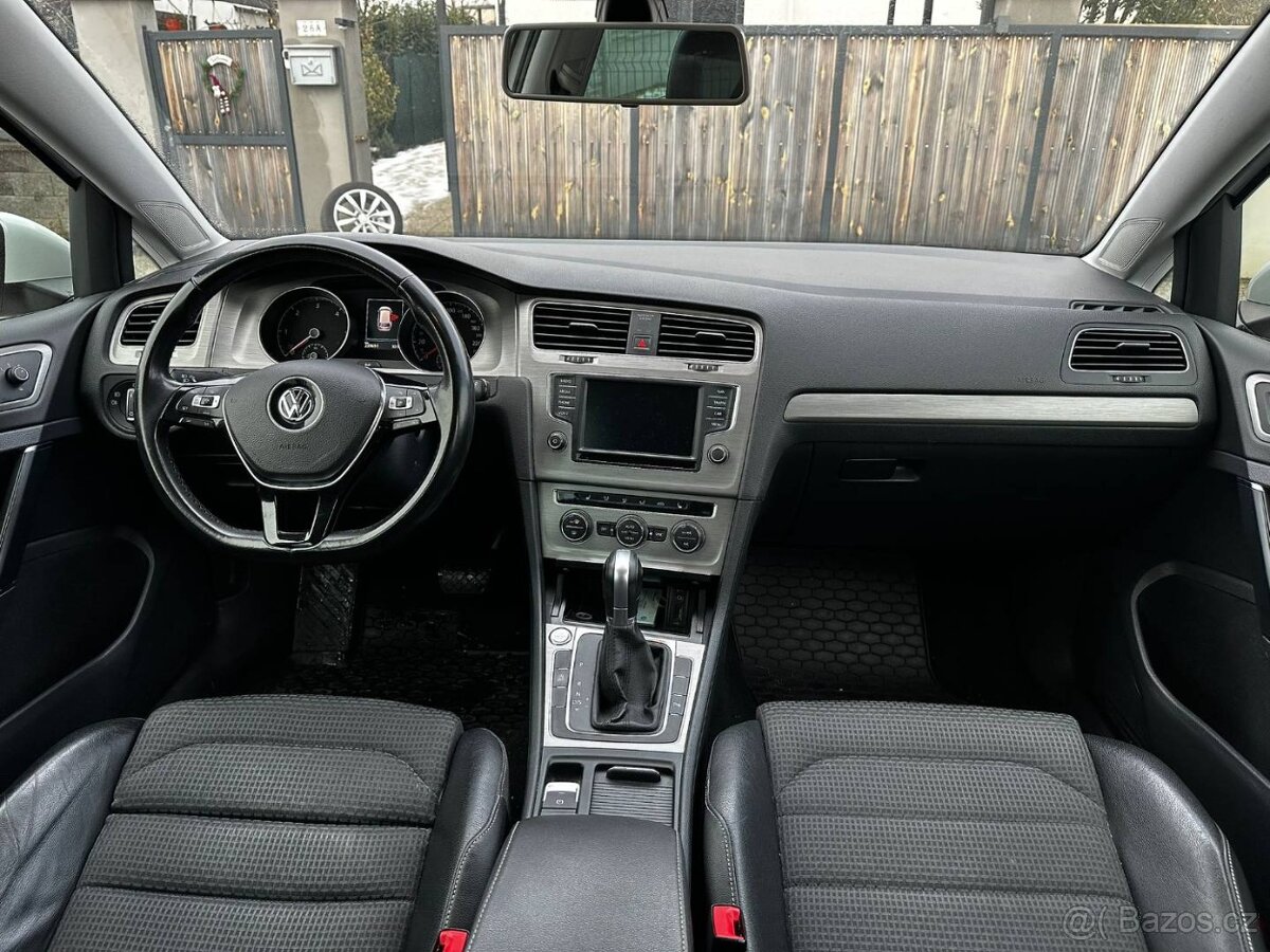 Volkswagen Golf 1.6 TDI DSG - 16