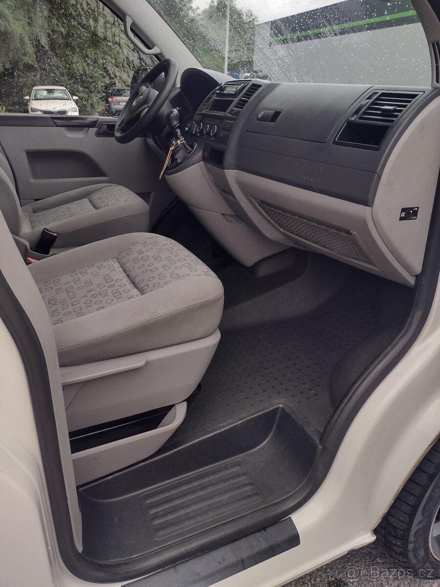 VW Transporter T5.1 2.0TDI -- 2012 - 16