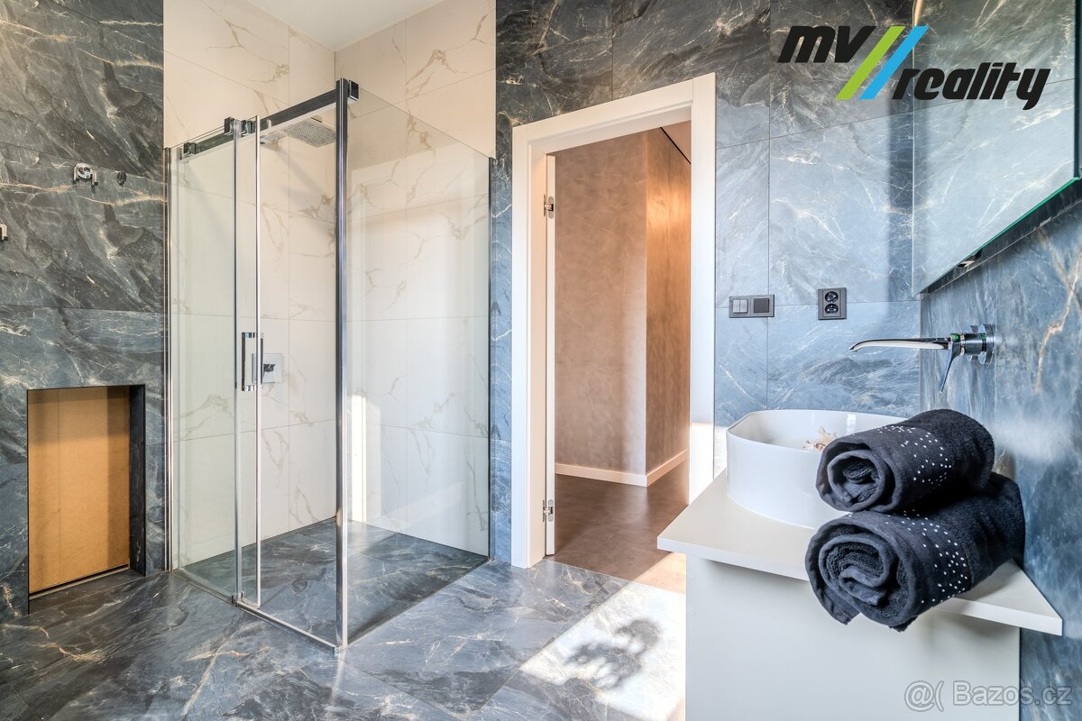 Chotouň - Chrášťany - Prodej rodinného domu (210 m²) s pozem - 16