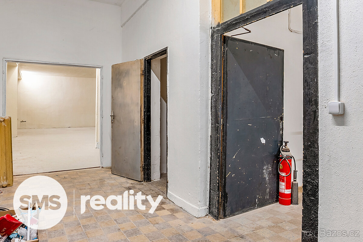 Pronájem obchodních prostor 691,5 m² – Karviná, ul. Borovské - 16