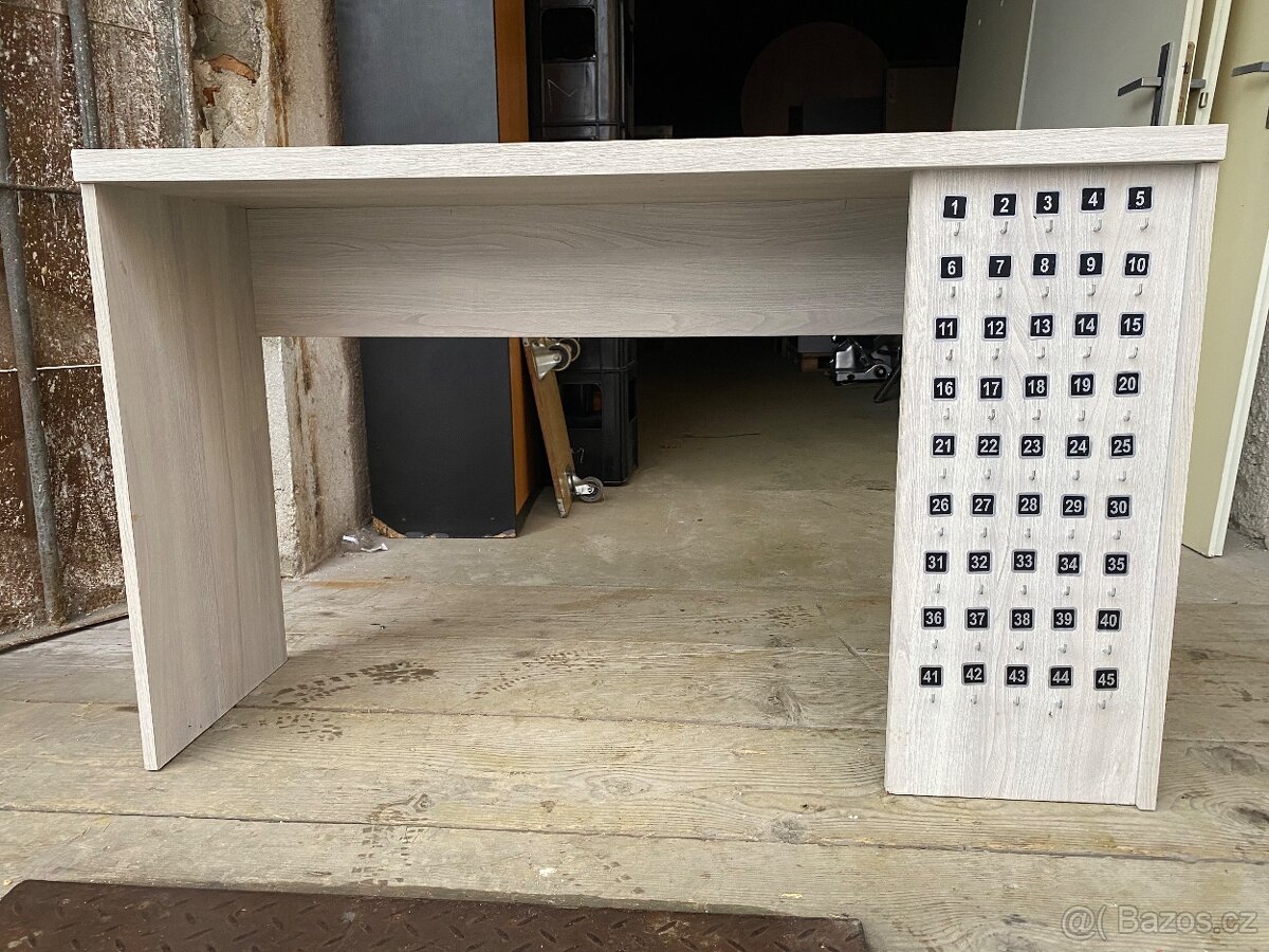 Kancelářský stůl, pěkný, včetně šuplíků; více kusů i dekorů - 16