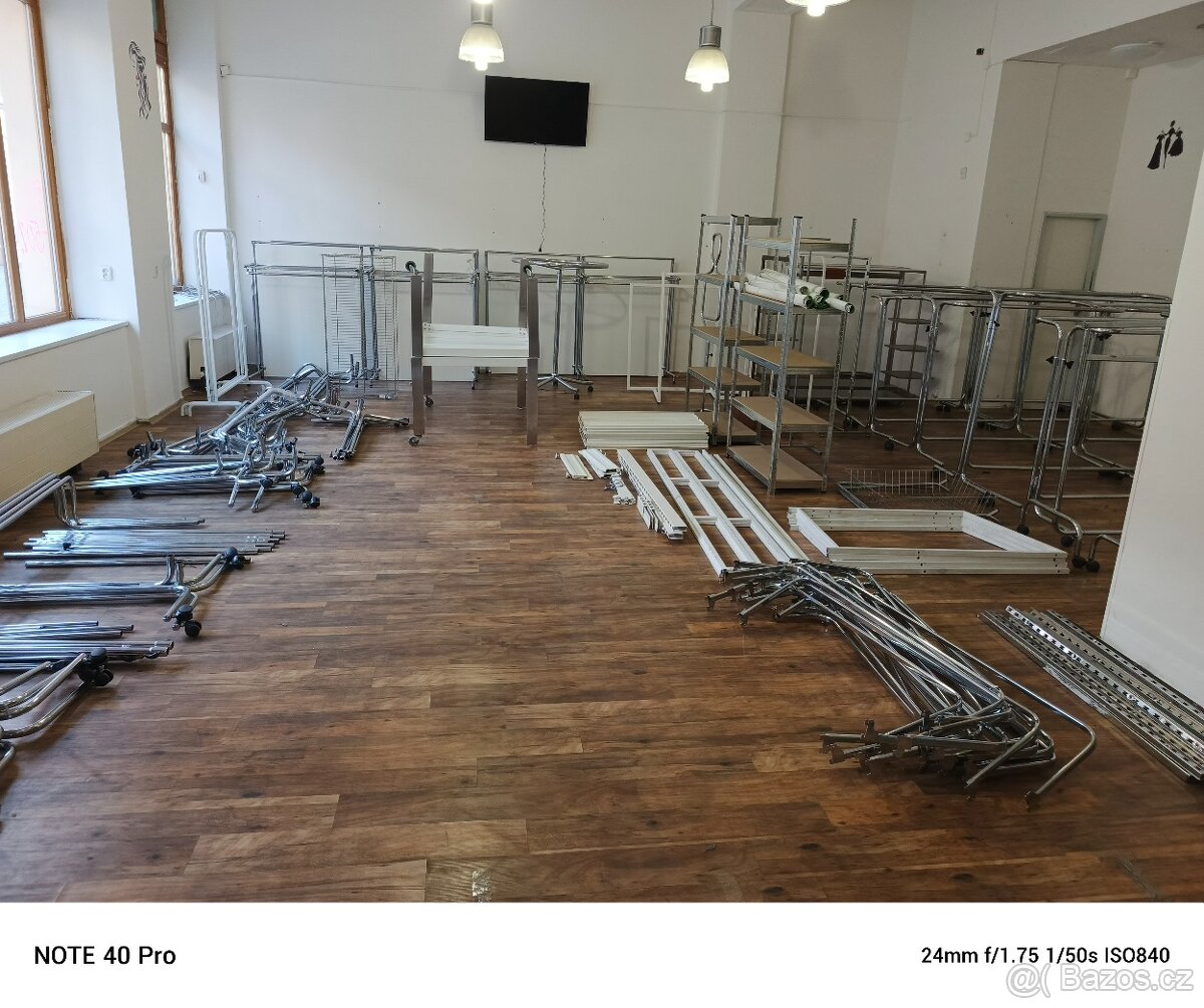 Prodej vybavení obchodu - 16