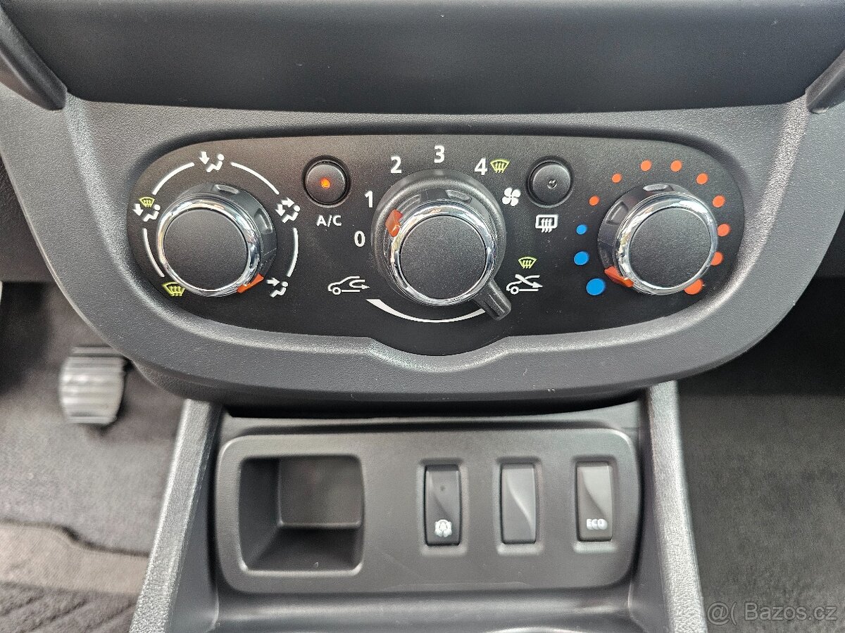 DACIA DUSTER 1.2 TCE 92kW 2015 PRESTIGE,NAJETO 46 000 KM - 16