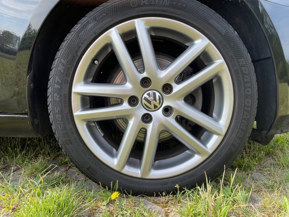 VW Golf VI 1.4 TSi r.v. 2010, serviska, bixenony, alcantara - 16