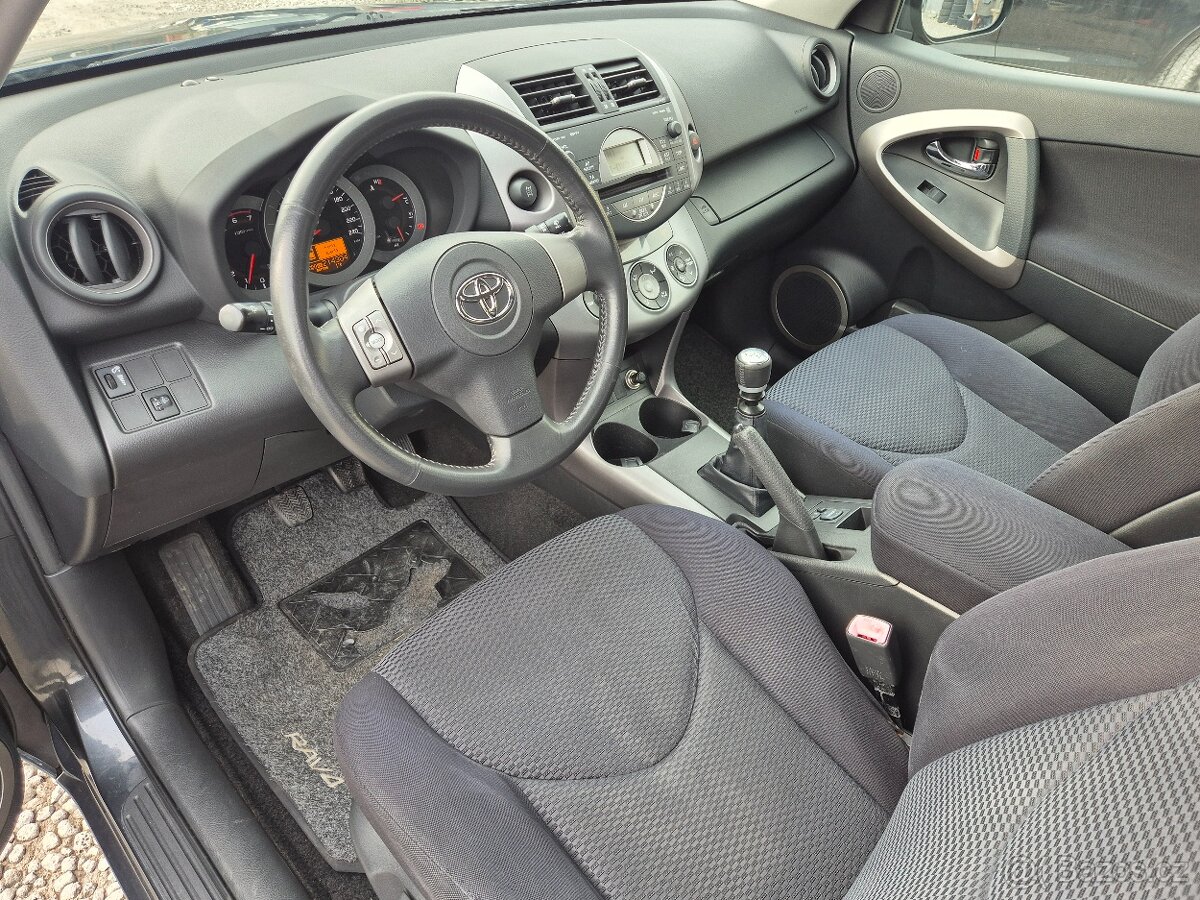 Toyota RAV4,2.2D-4D,100KW,4x4,NEMÁ DPF,BEZ KOROZE,R.V.2007 - 16