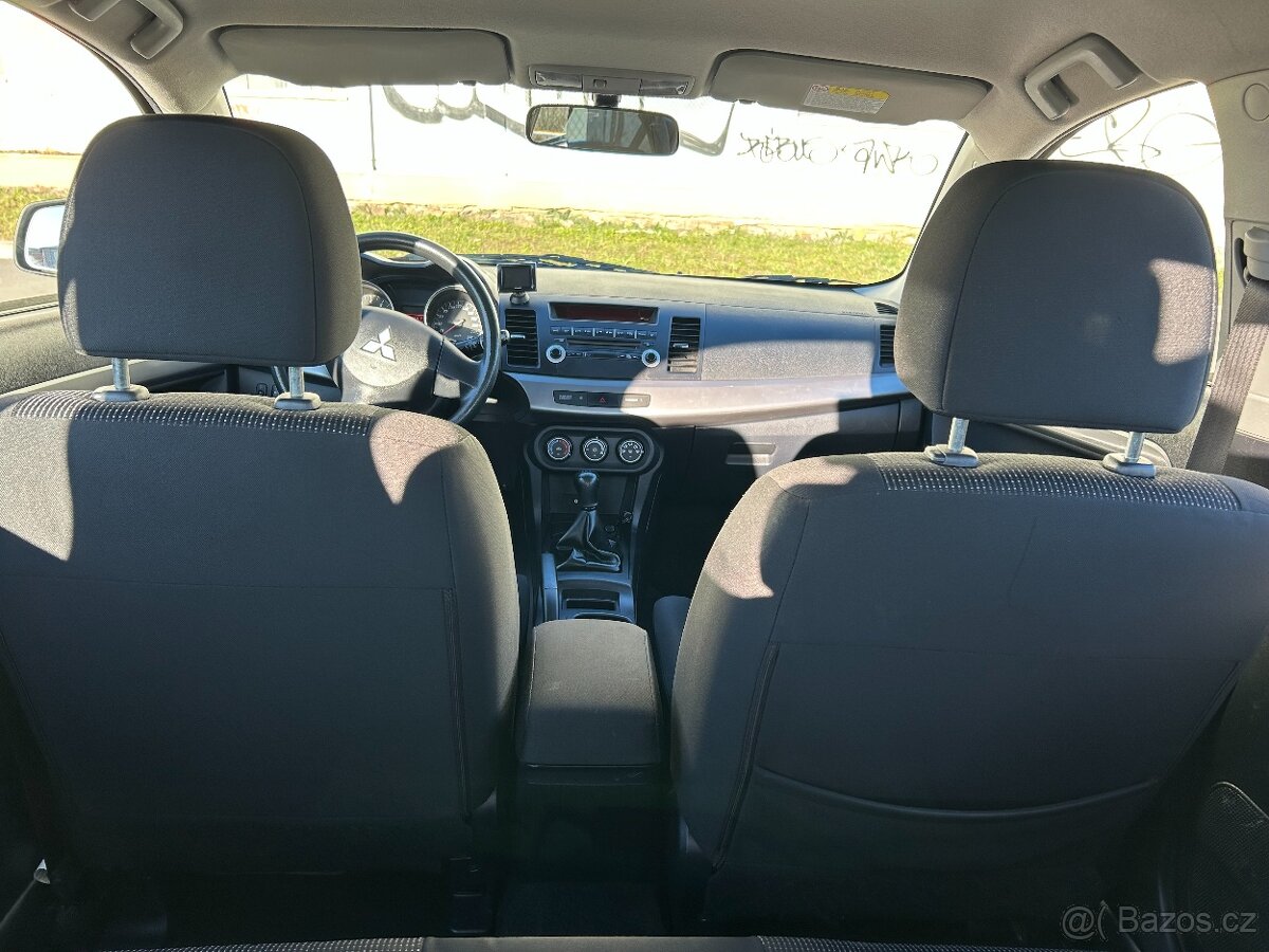 Mitsubishi Lancer 1.6 i MIVEC Sportback - 16