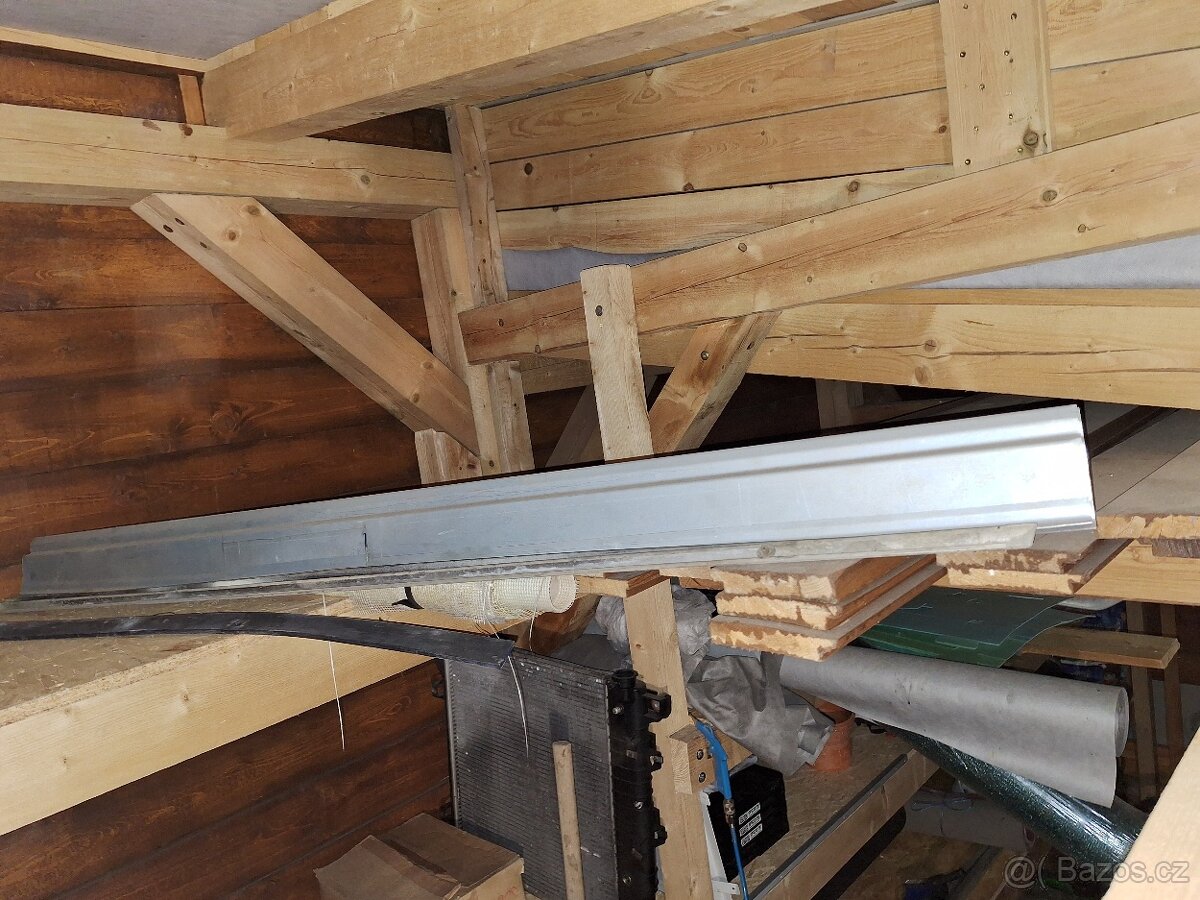 Jeep Grand Cherokee - 16