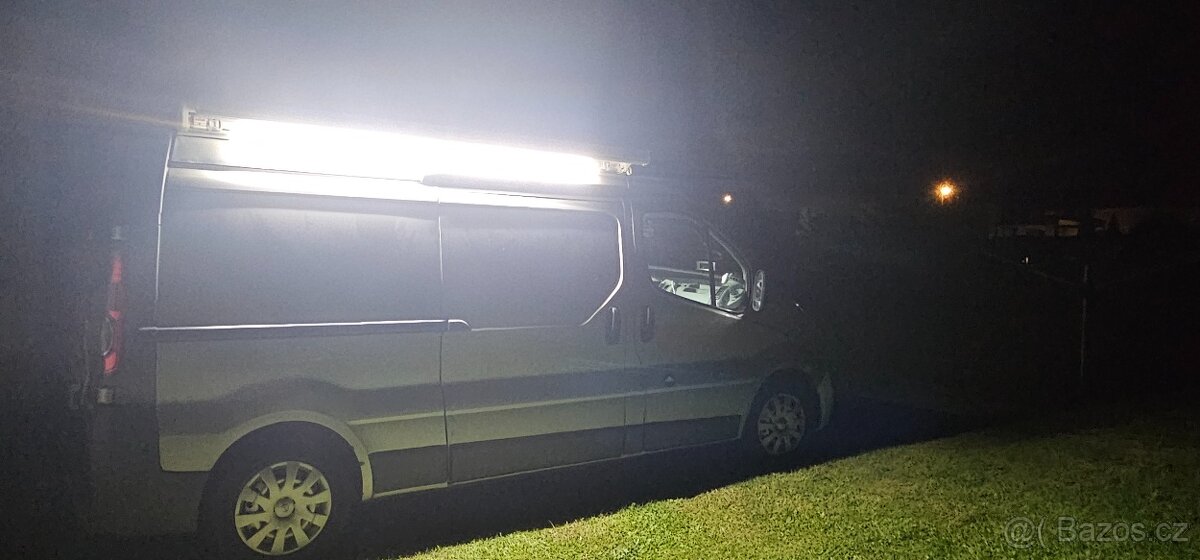 Opel Vivaro 2,5 CDTI 107kw L2H2 obytny webasto postel - 16