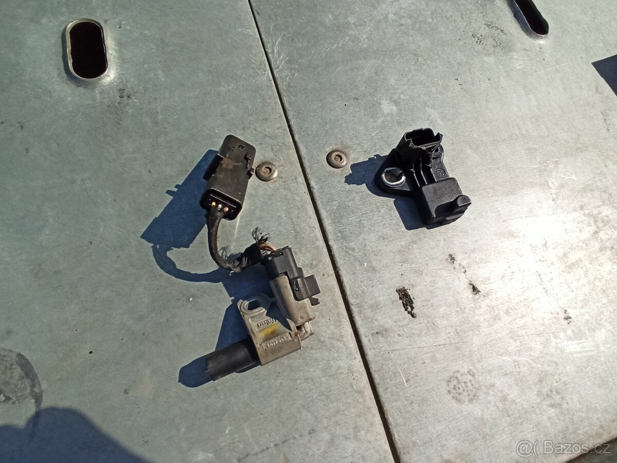 PŘÍSLUŠENSTVÍ MOTORU - CITROEN / PEUGEOT 1.6 HDi - 9HZ - 16