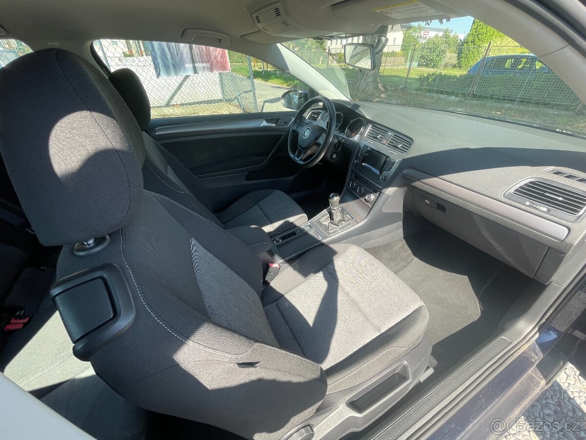 VW Golf 1,2 TSi P+Z Senzory, Klima - 16