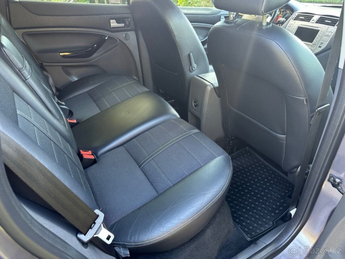 Prodáme Ford Kuga 2.0Tdci 120kw Automat 4X4 - 16