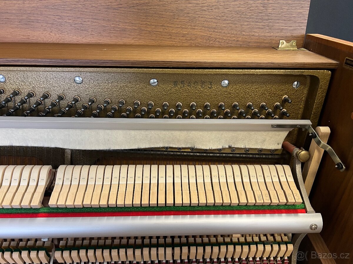 Finské piano Hellas se zárukou 2 roky, doprava do 100 km - 16