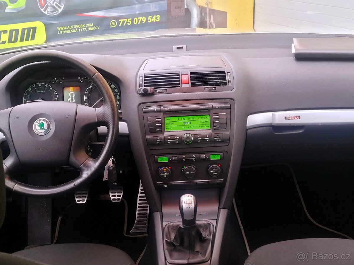 Škoda Octavia Scout 2,0TDi SERV.KNÍŽKA - 16
