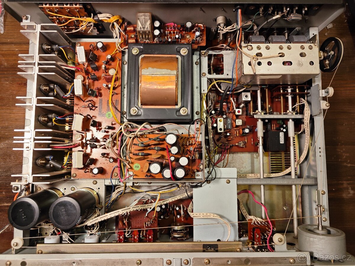 AKAI AA-1050 receiver, TOP model - 16