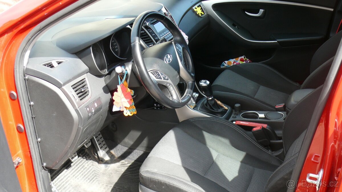 Hyundai i30 - 16