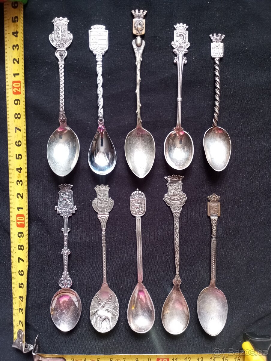 Sběratelské lžičky, vidličky, nože - celkem 106 ks - 16