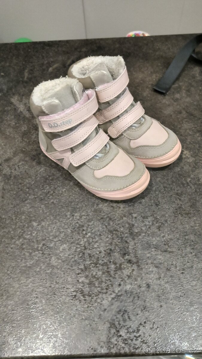 Boty po dětech - 16