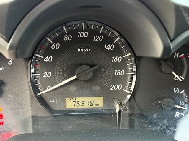 Prodám Toyota Hilux 2,5 D4D 4x4 - 16