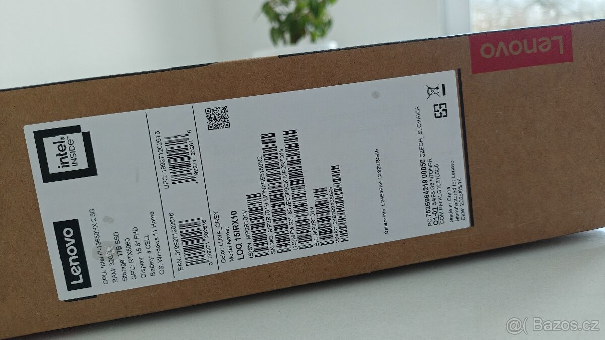 Herní Notebook Lenovo LOQ 15IRX10 šedý - 16