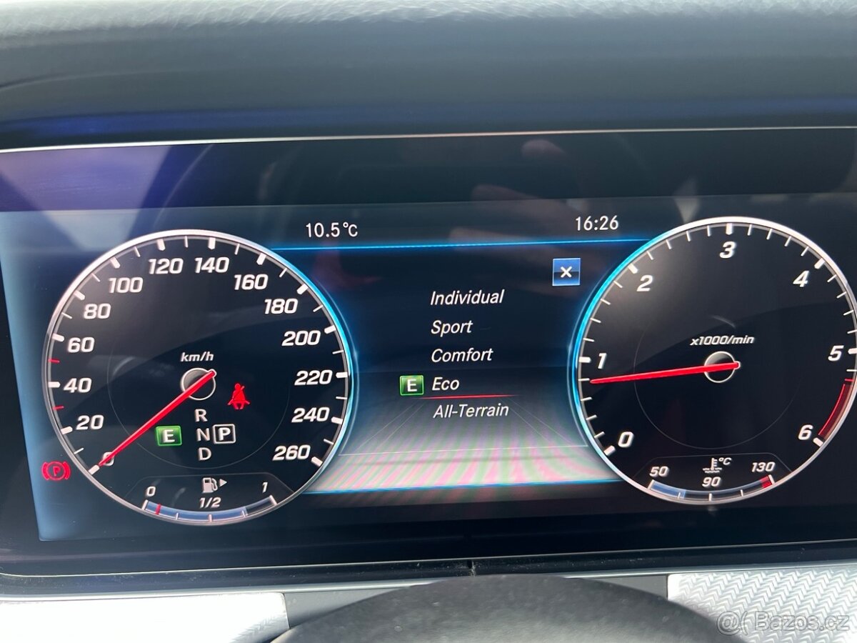 Mercedes-Benz E220d 4MATIC All-Terrain – 360-DPH-ČR - 16