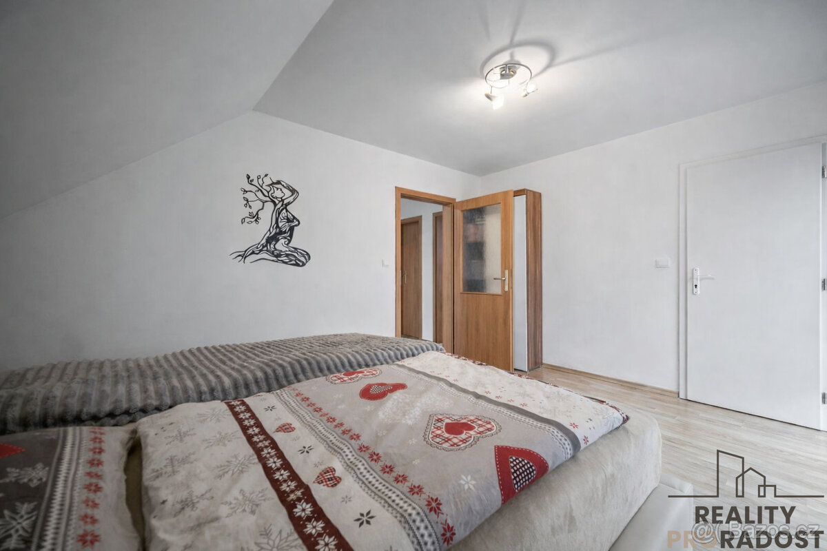 Prodej domu - Hrochův Týnec - 16