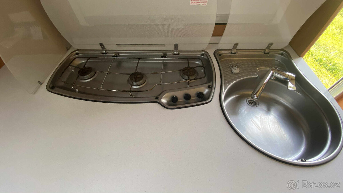 karavan KNAUS Eifelland Holiday - 16