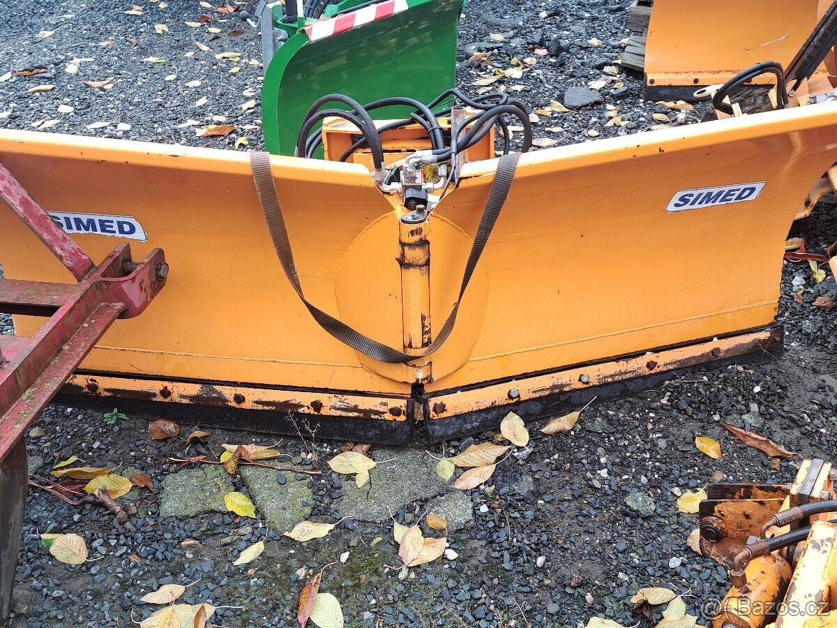 Sněhová radlice za traktor - 16