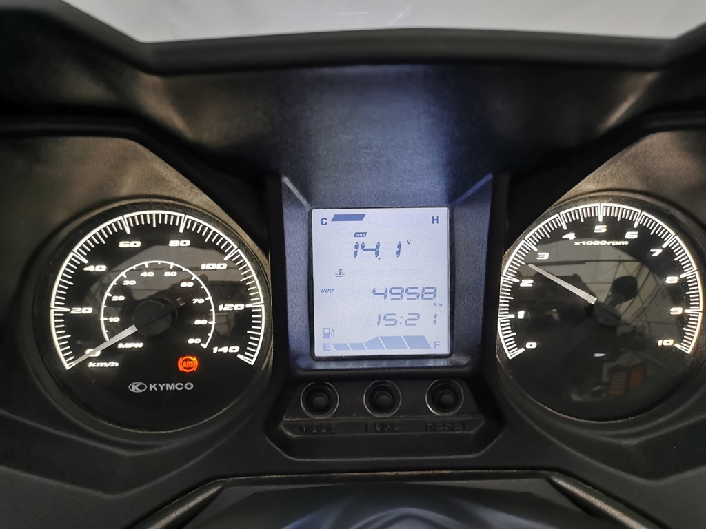 Skútr KYMCO X-TOWN 125i odpočet DPH - 16