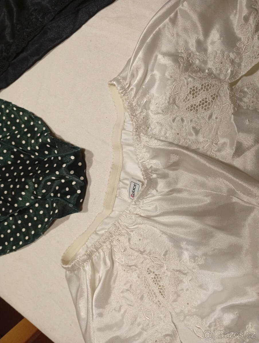 Prodám prádlo - 23 ks - vyřazené - 16