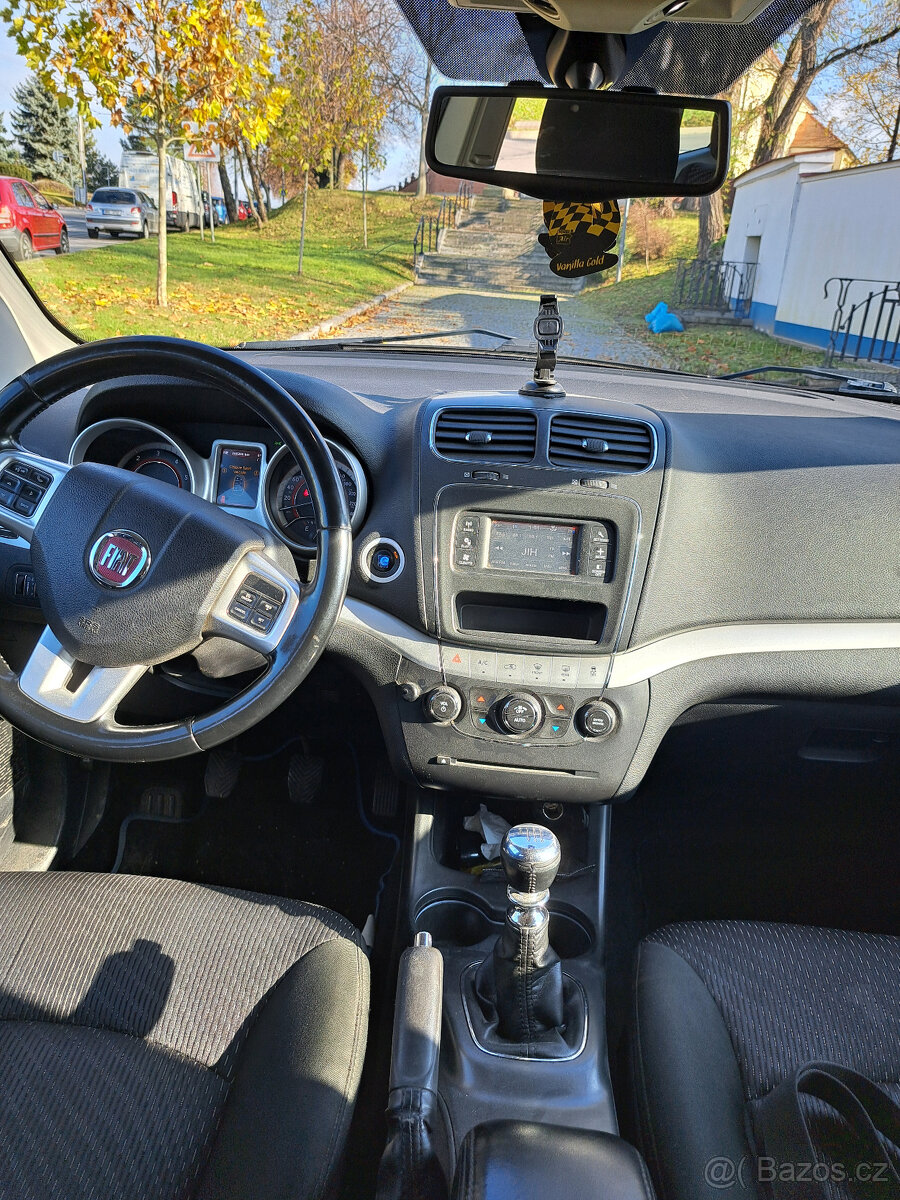 Fiat Freemont - 16
