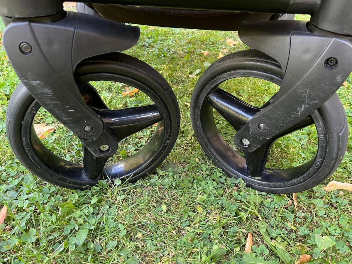 Kočárek Adamex Reggio - 16