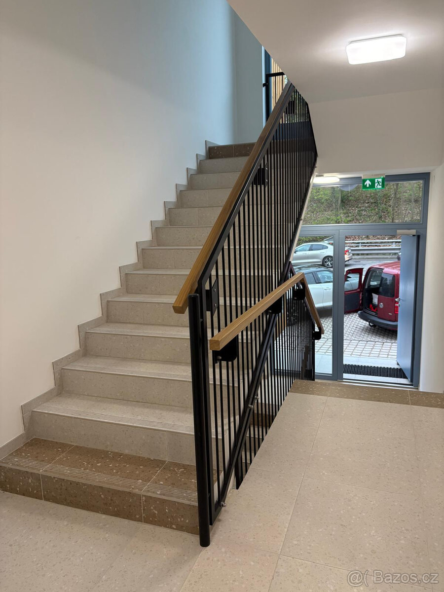 ZAMEČNÍK,SVÁŘEČ,MONTÁŽNÍK - 16