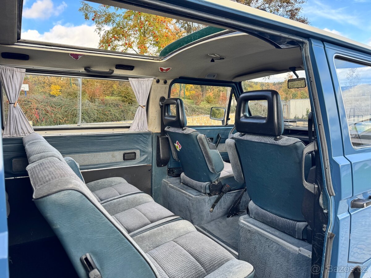 VW T3 Caravelle 1.9D 5kvalt 8 míst - 16