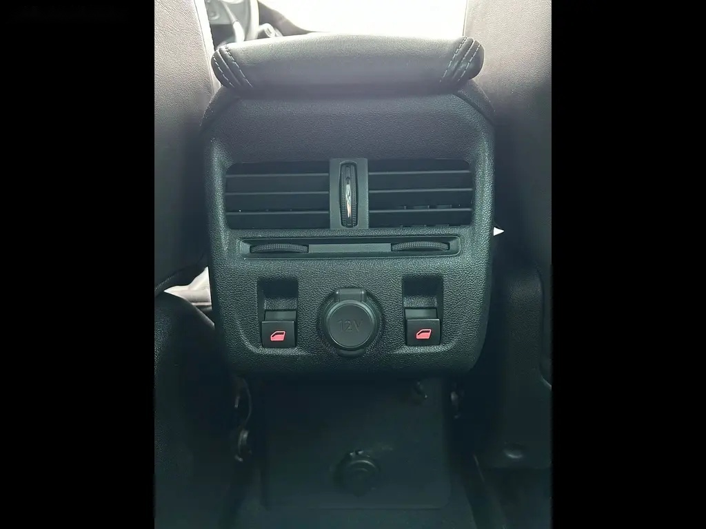 Citroën DS5, 2.0BHDI 180 AT6" SO CHIC"DS60 - 16