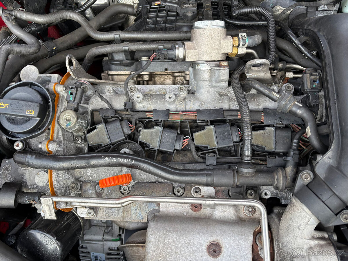 Golf variant 1.4 Combi 2011 bez investic - 16