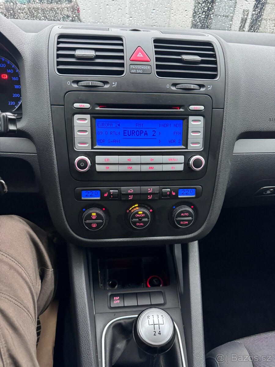 Volkswagen Golf 1.4 16V - 16