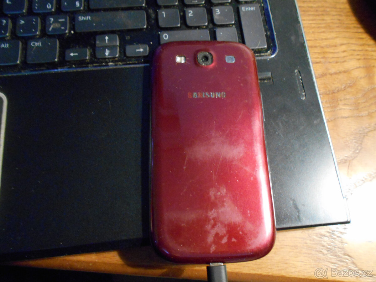 3x notebook, 1x tablet, 1x mob. telefon. - 16