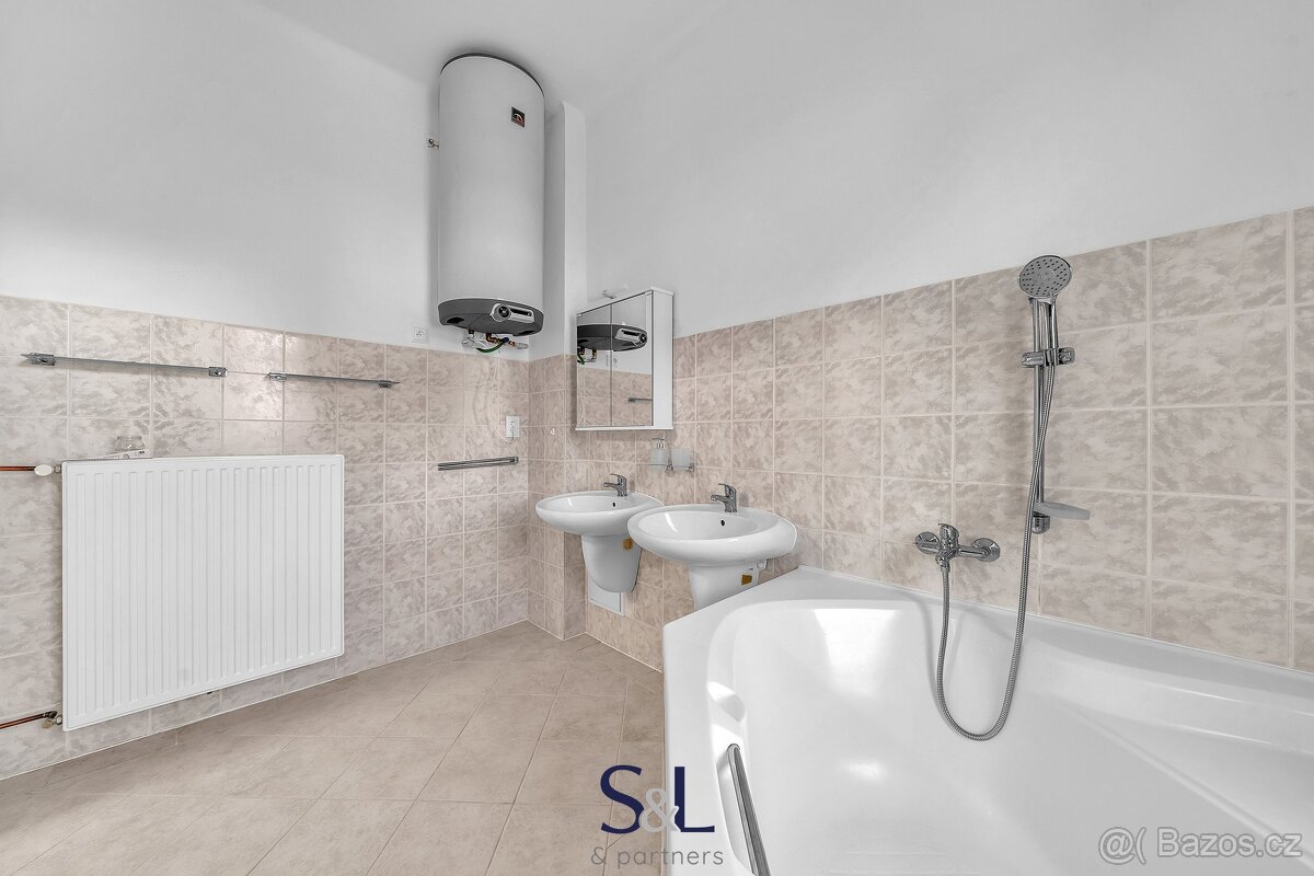 Pronájem bytu 3+1, 131 m2 - Staré město, Liberec - 16
