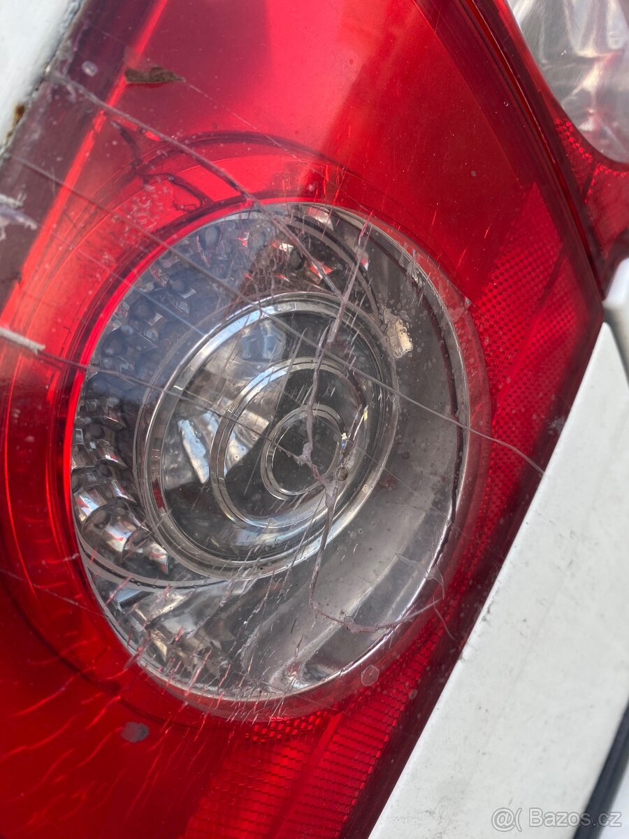 Passat b6 2.0TDI 103kw manuál - 16