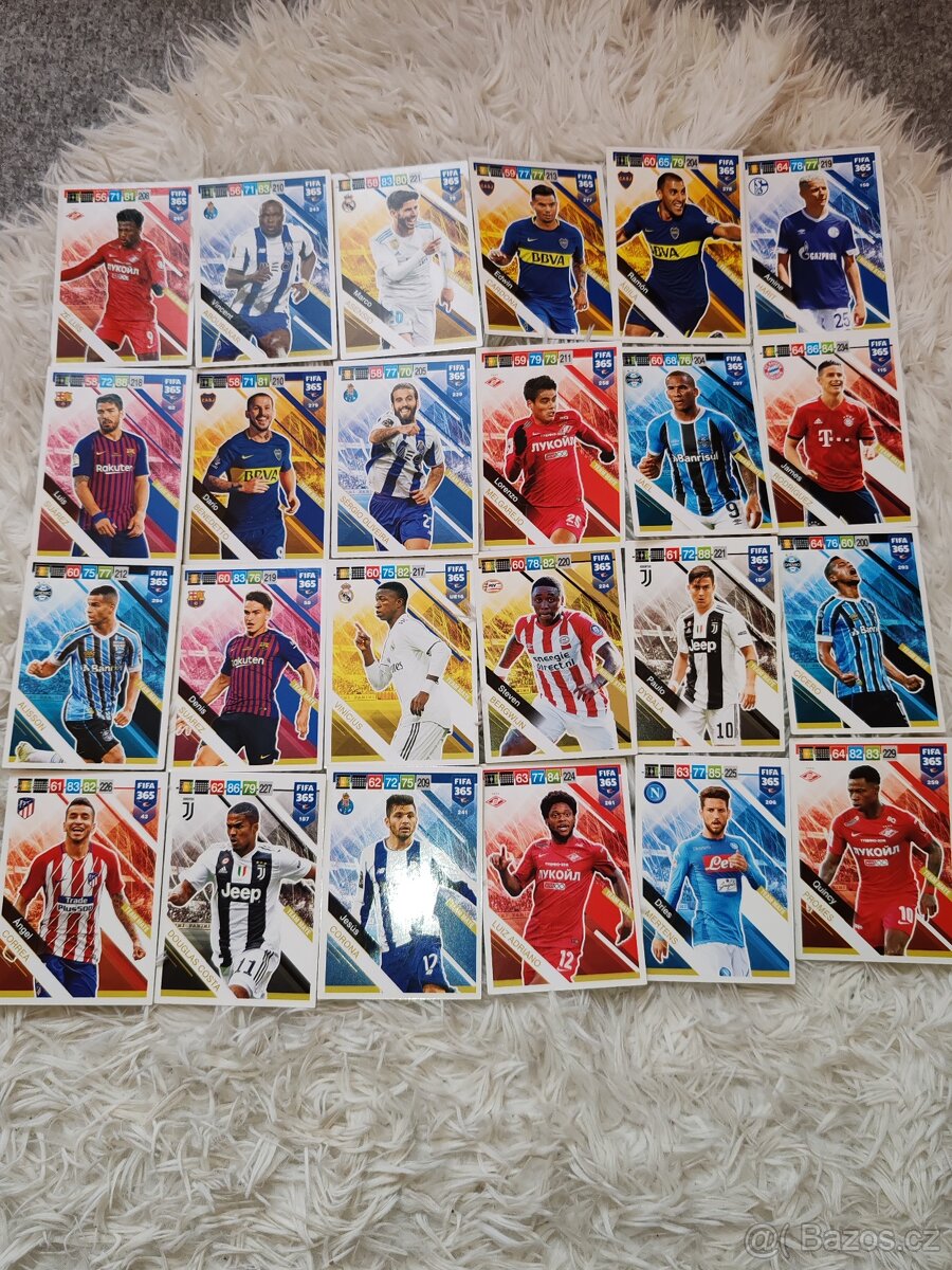 Fotbalové kartičky Panini - 16