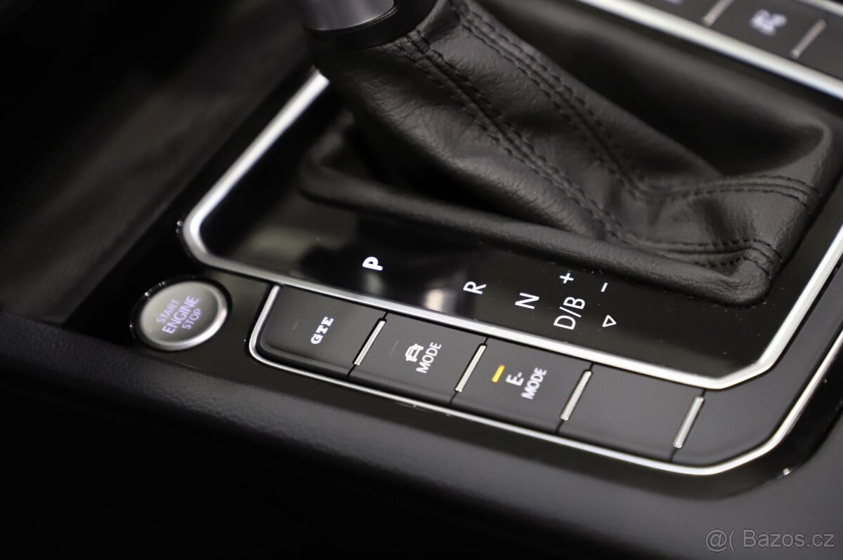 VW Passat B8 GTE 1.4TSI Hybrid 160kW DSG - záruka Autodraft - 16