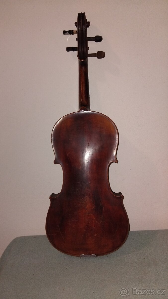 Starožitné housle celé 4/4 Tři kusy. - 16