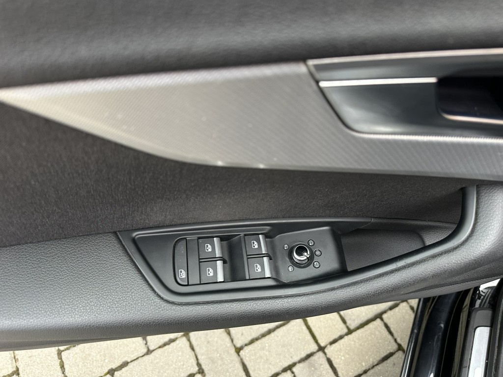 Audi A4 2.0 TDi 140kW Quattro 4x4 - 16